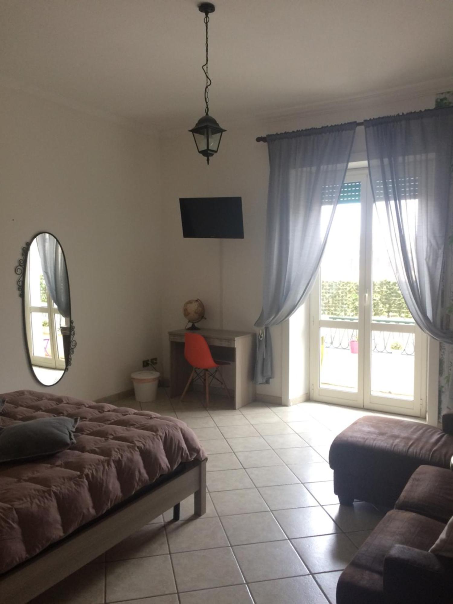 Casa Vacanze La Stazione Bracciano  Buitenkant foto