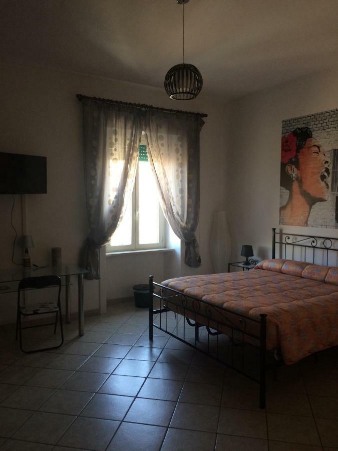 Casa Vacanze La Stazione Bracciano  Buitenkant foto